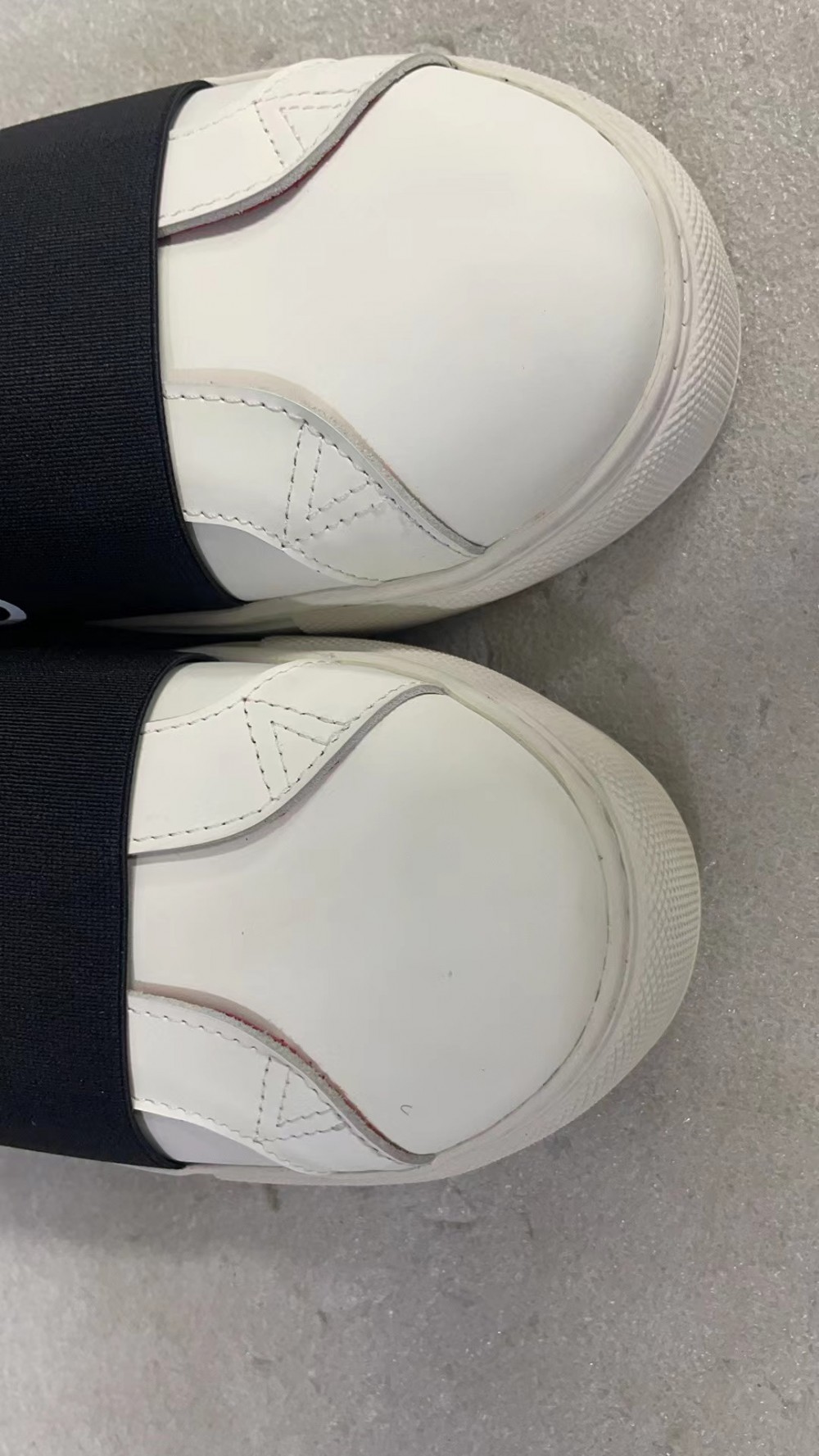 YoR09IoKCiRKdK5h6Xbq7ldz6rZeXUgrA5HI4Cs0LmV.jpg