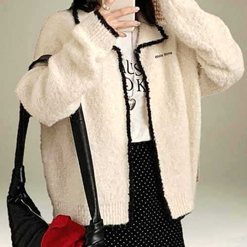 MIUMIU 부클 울 단추 가디건