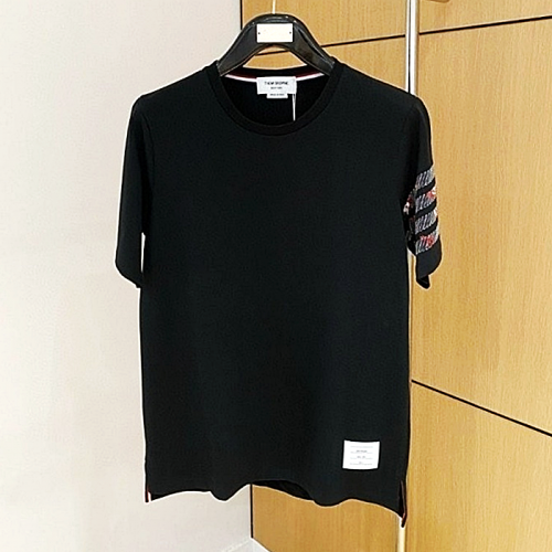 THOM BROWNE 자수코튼 티셔츠
