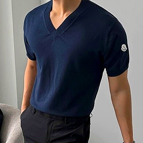 MONCLER 린넨 브이 반팔