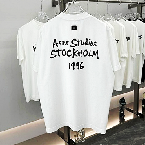 아크네 Acne Studios 백로고 패치 티셔츠