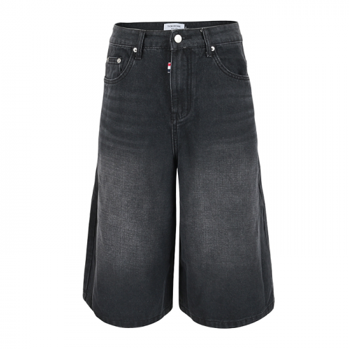 THOM BROWNE 블랙 8부 버뮤다 팬츠
