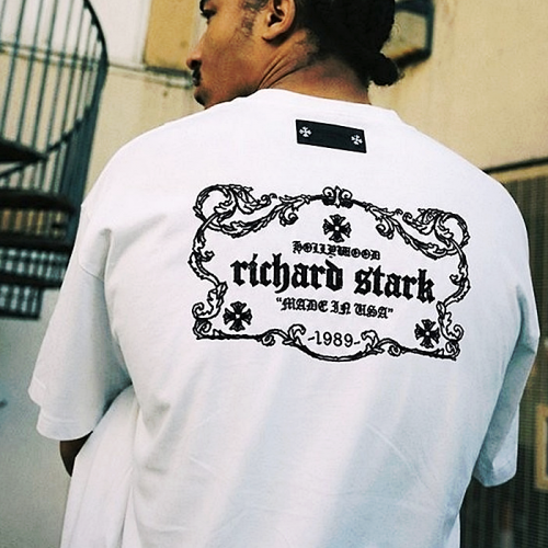 Chrome Hearts 스틸 레더탭 빈티지 자수로고 코튼 숏 슬리브