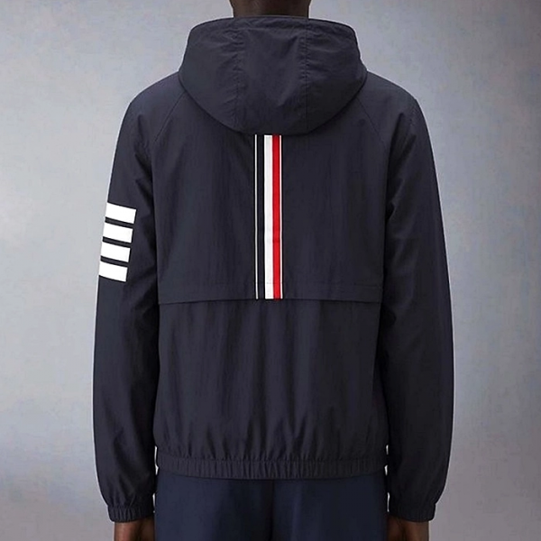 THOM BROWNE 4바 완장 삼선 스트라이프 바람막이 자켓