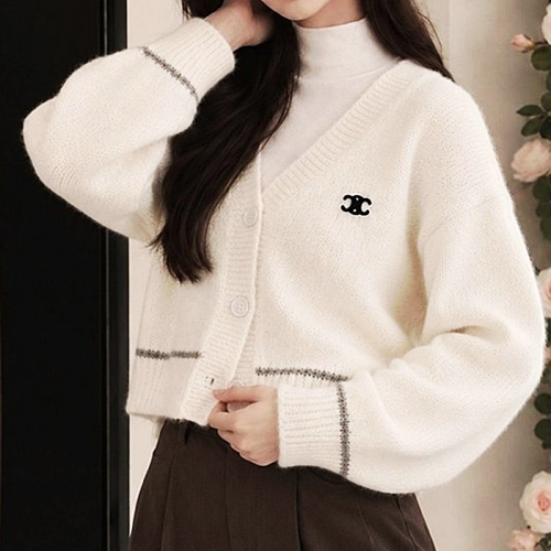 CELINE 브이넥 배색 라인 가디건