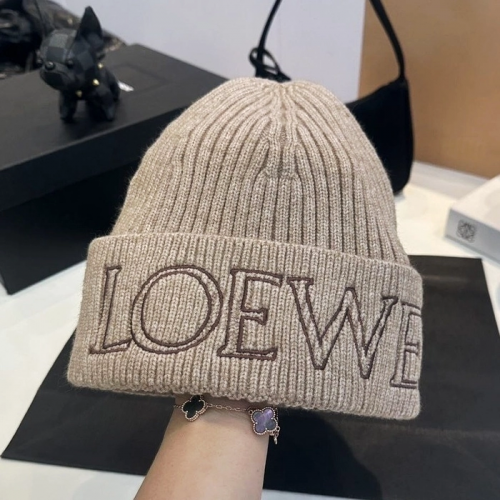 LOEWE 시그니처 브라운 자수 비니모자
