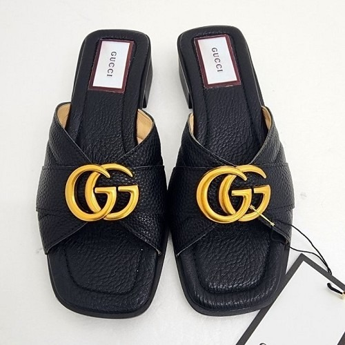 GUC*I 슬리퍼