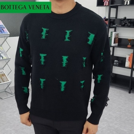 BOTTEGA VENE*A 데미지 턴 라운드 니트