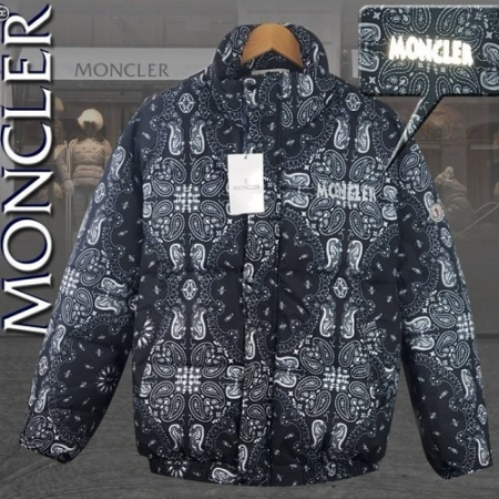 MONCL*R 페이즐리 헤비패딩