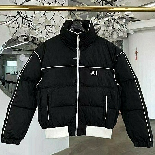 샤* CHANEL 로고 패딩