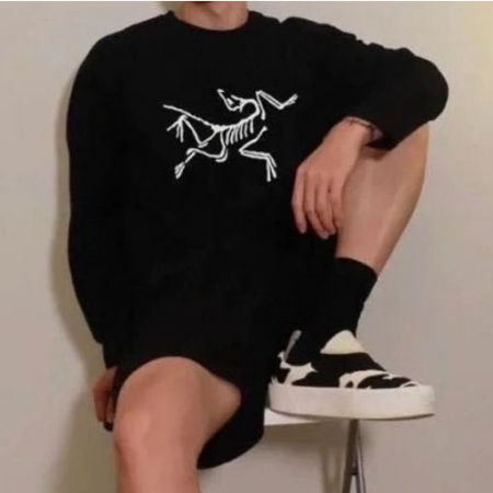 아크테*스 빅팔 로고 맨투맨