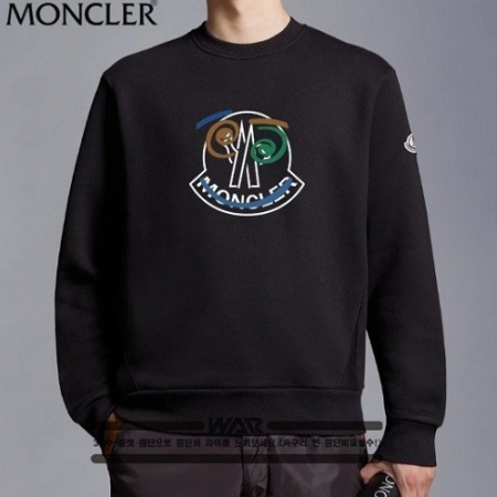 MONCL*R 인형 스마일 로고패턴 밍크양기모 티셔츠