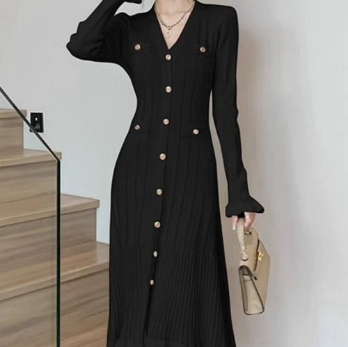 CHAN*L 금장 단추 브이 롱 원피스
