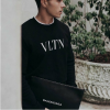 발렌*노 VLTN 로고 크루넥 스웻셔츠